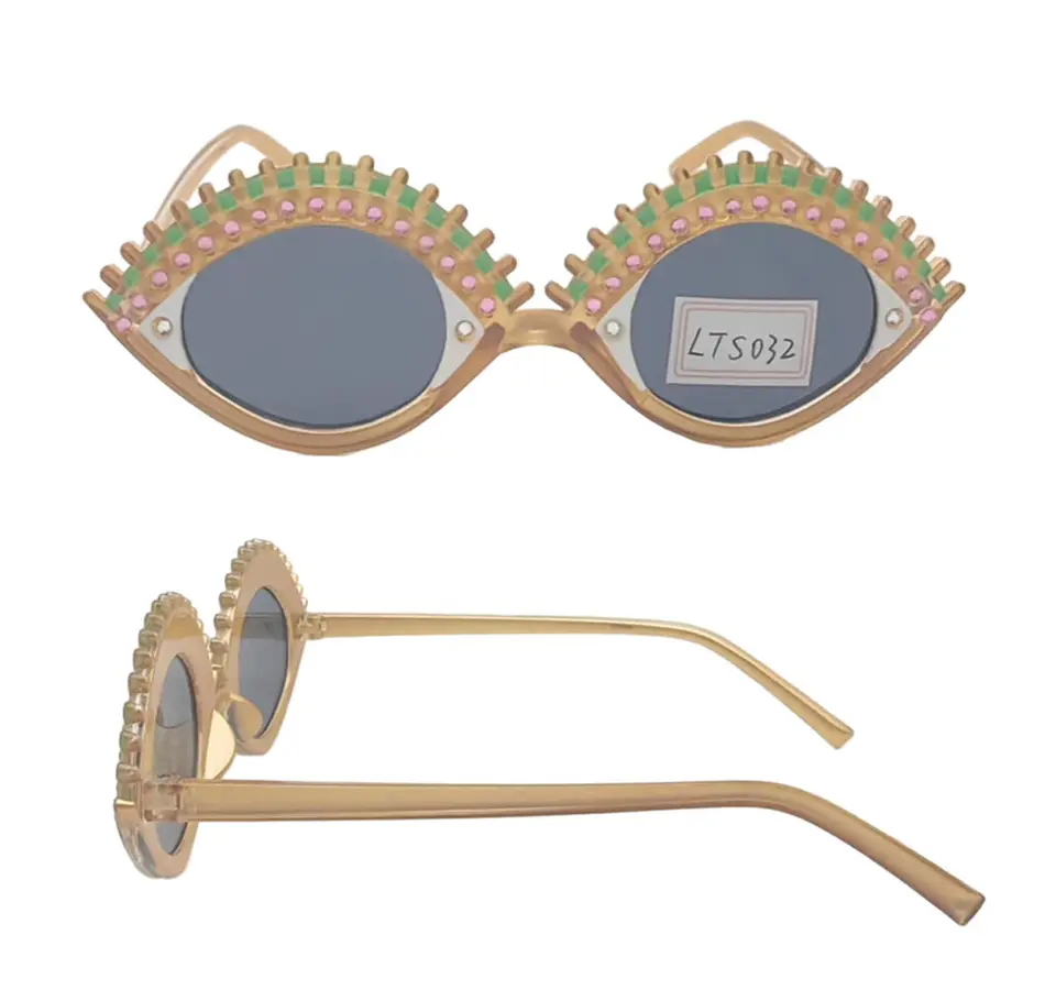 Decorative Statement Cat-eye
